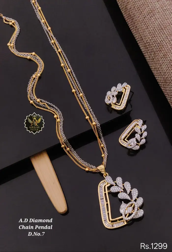 AD Diamonds Chain Pendant B10